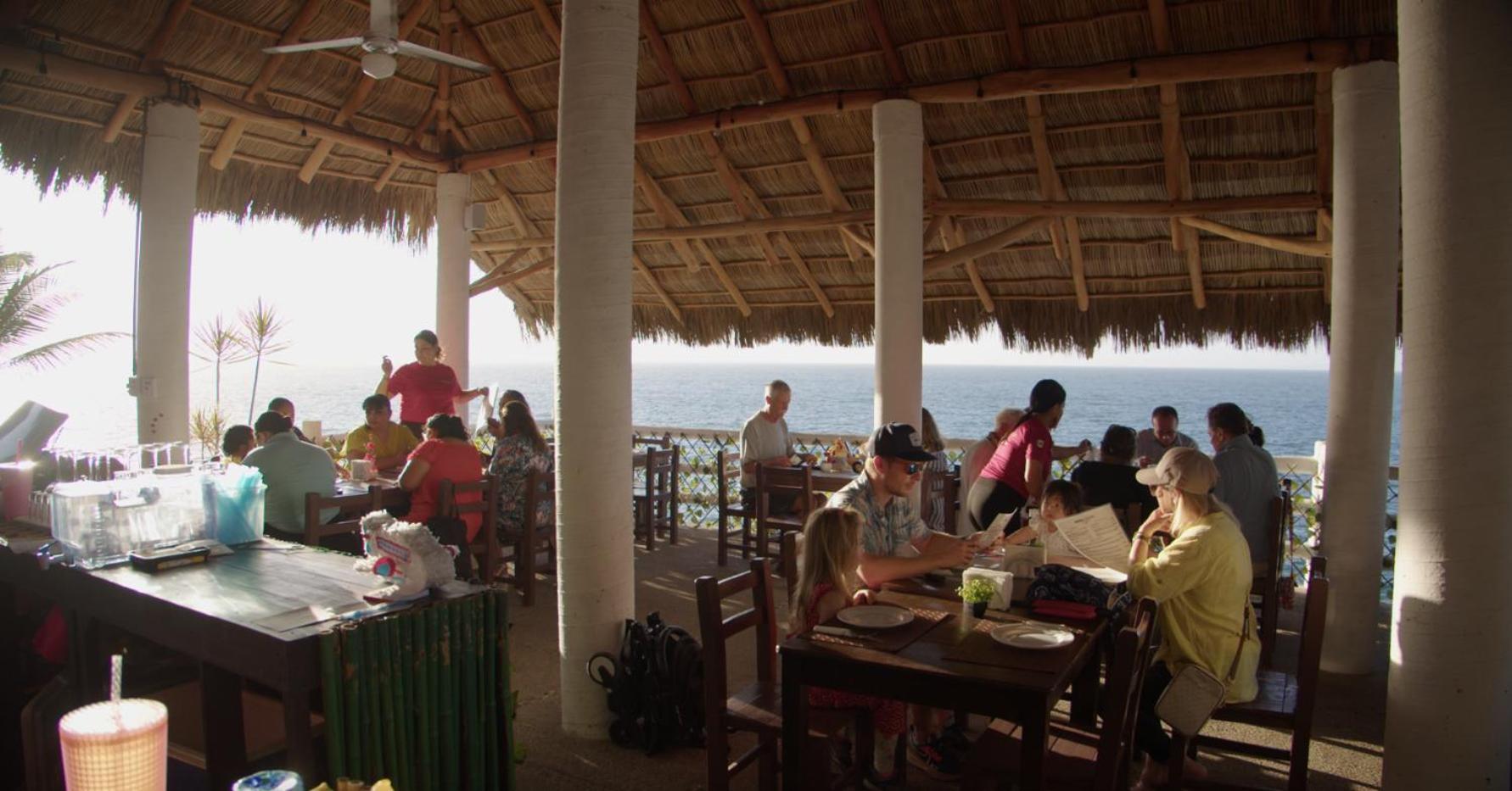Traditional Sierra Leon Oceanfront Rooms - Adults Only 巴亞爾塔港 外观 照片